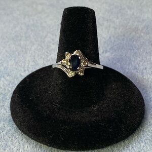 Blue sapphire and diamond flower ring in 14k white gold size 8